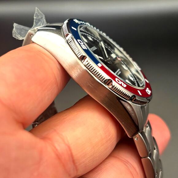 Fossil BQM2883 Mens Black Dial Pepsi Bezel Stainless Steel Diver Style Watch NIB - Picture 7 of 17